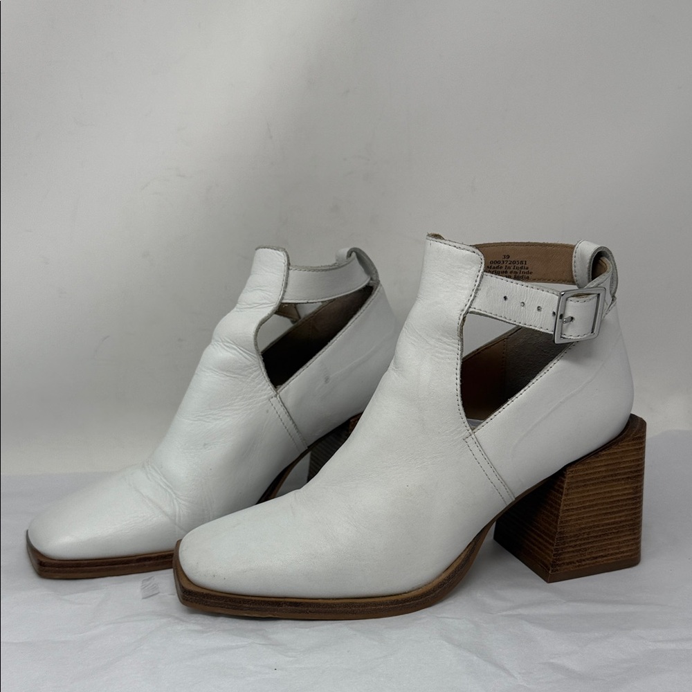 Free People Brady Buckle Shoeboot White Leather Cutout Ankle Boots Block Heel